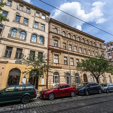 Safarikova 18 Appartement *