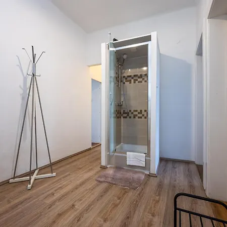 Safarikova 18 Appartement Prague