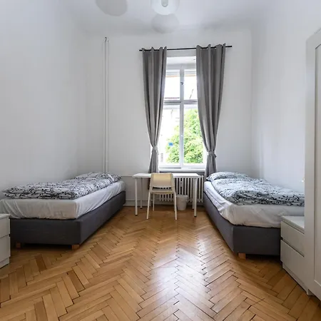 Appartement Safarikova 18